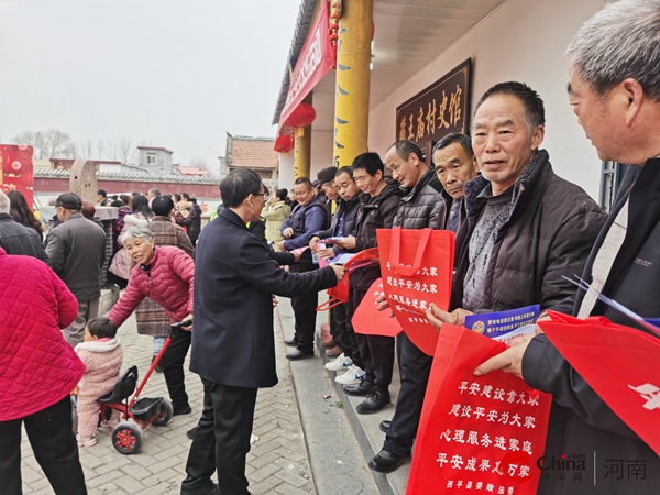 ​西平县师灵镇：开展反诈宣传 守好群众钱袋子