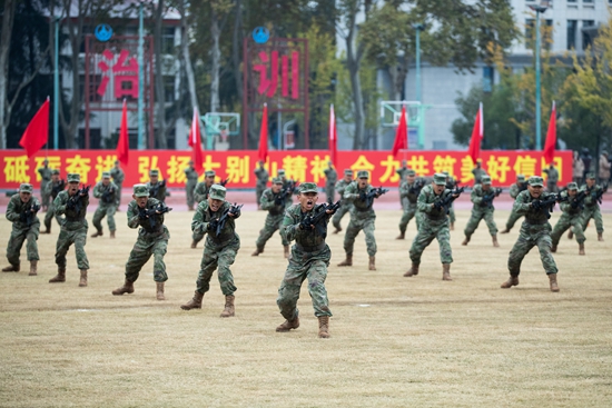 全球滚动:空军工程大学航空机务士官学校举办“初心筑梦、制胜空天”军营开放日活动